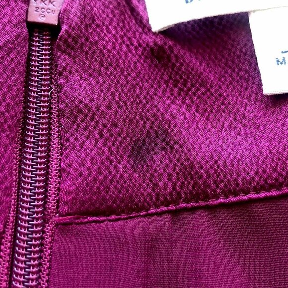 Banana Republic Berry Blouse - Picture 6 of 6